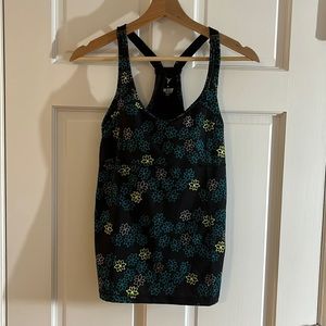 Old Navy Active Tank Sz M with Built in Bra